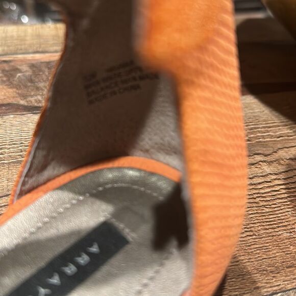 ARRAYS ORANGE SANDALS - Picture 5 of 5